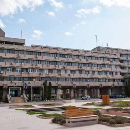 Tribunal Apartament Langa Faleza Dunarii Brăila Exterior foto