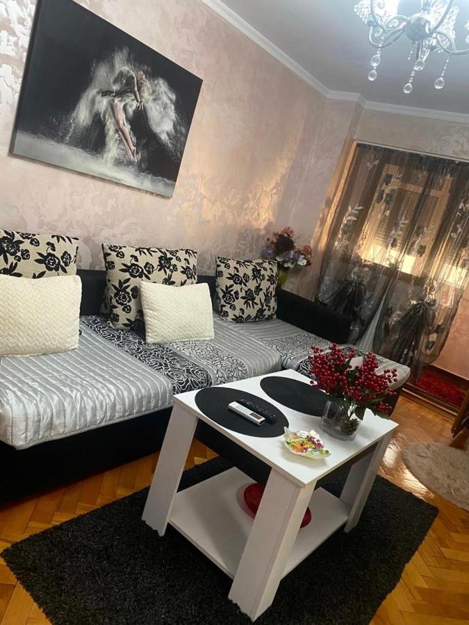 Tribunal Apartament Langa Faleza Dunarii Brăila Exterior foto